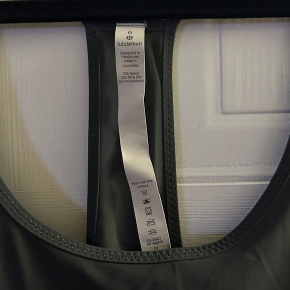 Lululemon Tank - Picture 2 of 3